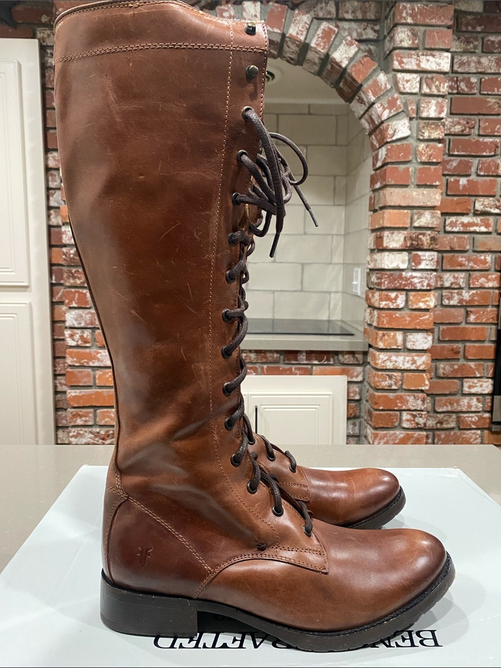 NIB frye melissa tall lace up boot brown leather 10